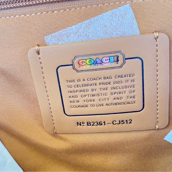 NWT Coach West Backpack With Patches cj512 - Picture 10 of 11